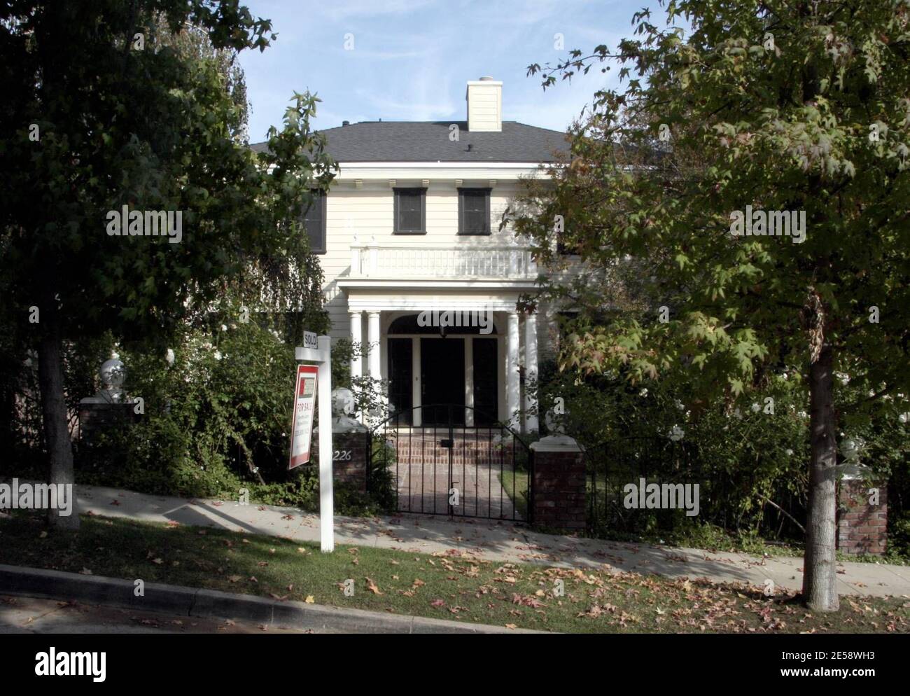 Exclusive!! This is Katherine Heigl's new $2,550,000 home. The Southern Colonial style mansion has 4 bedrooms, 3.5 bathrooms, den, a gourmet kitchen and lush garden. Kirstie Alley is one of the celebrities that lives in the area. Heigl is due to wed her fiance  Josh Kelley in December. Los Feliz, Calif. 11/4/07.   [[rac ral]] Stock Photo