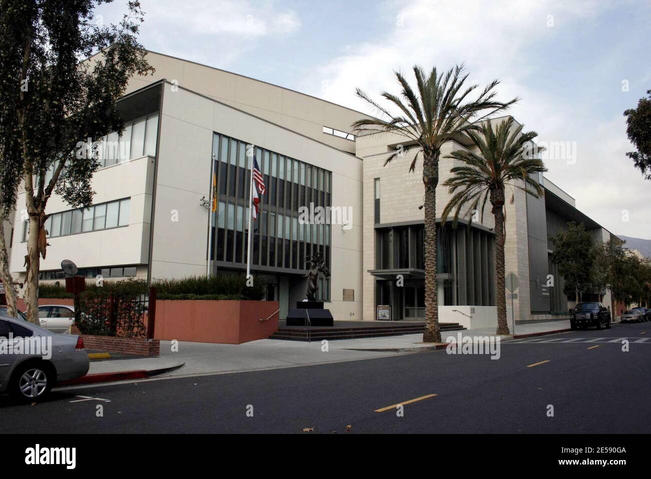 This is the Glendale City Jail where Kiefer Sutherland is currently serving his 48-day jail sentence. The jail is a state-of-the-art podular facility that is 32,000 square feet with 48 cells and 96 beds. It is the third busiest municipal jail in Los Angeles county and each 10x8 cell is double occupancy with toilet, washbasin and water fountain. A shower is provided in the day room area. Los Angeles, CA. 12/6/07.   [[wam]] Stock Photo