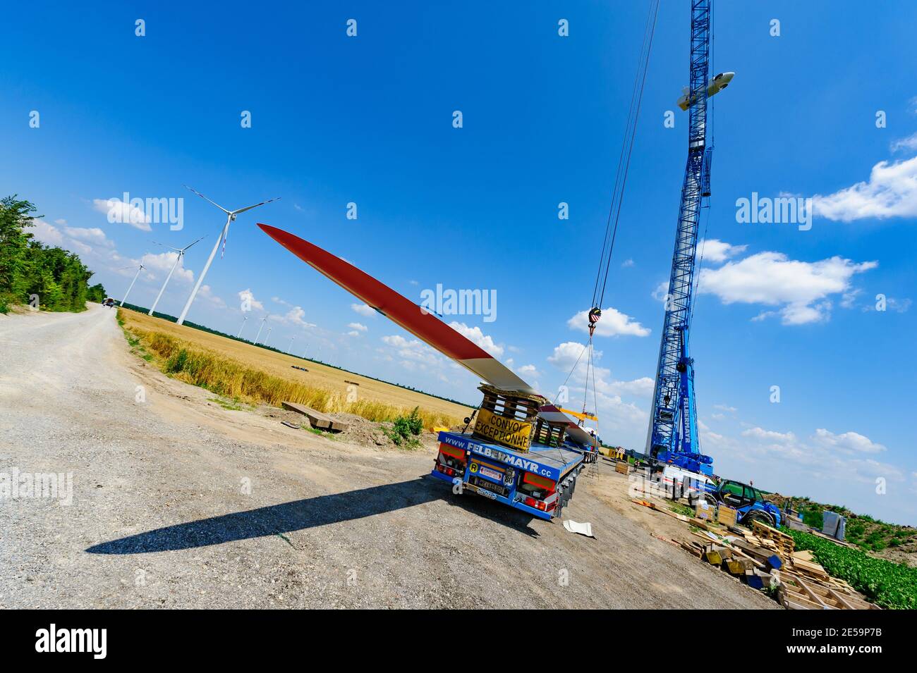 Liebherr hi-res stock photography and images - Page 10 - Alamy