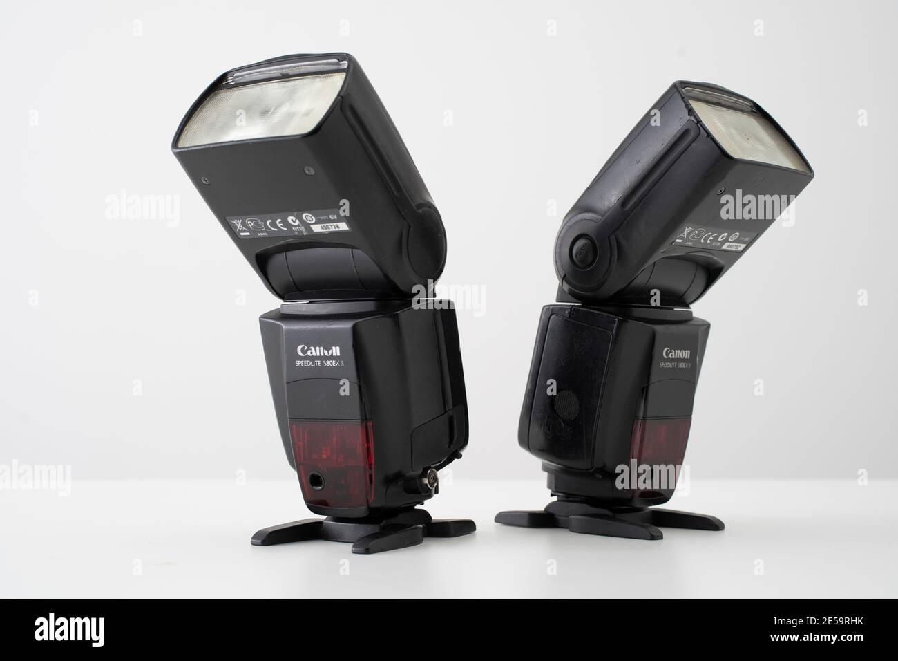 Speedlite hi-res stock photography and images - Alamy