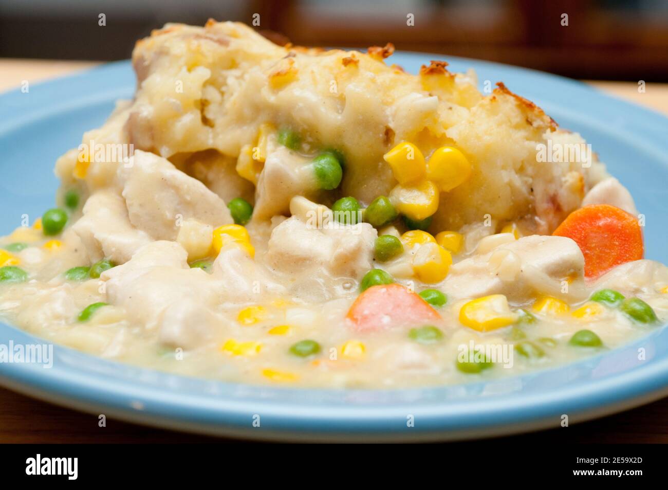 Chicken pie potato peas hi-res stock photography and images - Alamy
