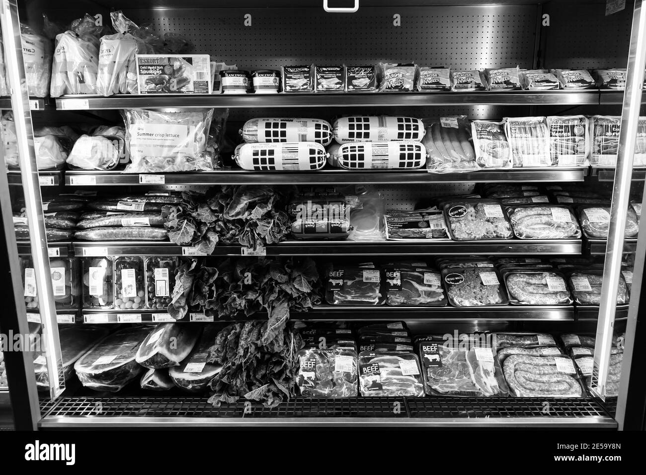 Supermarket shelves africa hires stock photography and images Alamy