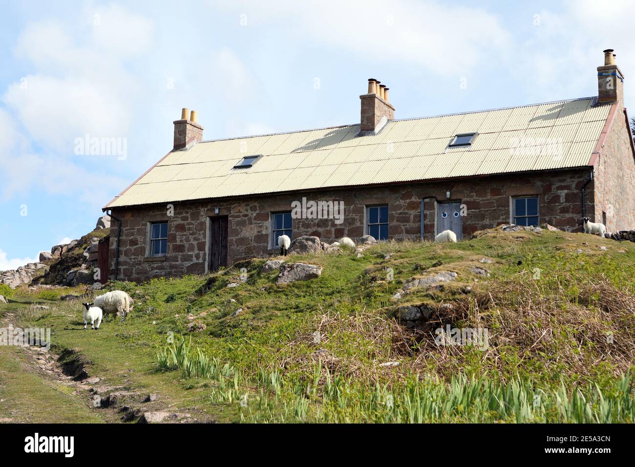 Cottages at Tormore Granite Quarry, near Fionnphort on the Isle  of Mull, Scotland Stock Photo
