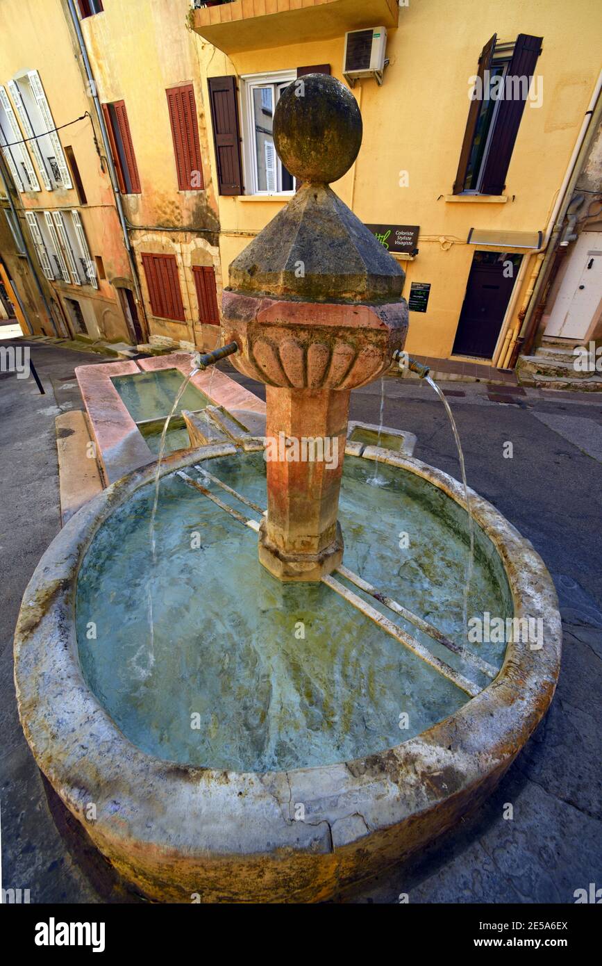 fountain in center of town, France, Dept Var, Barjols Stock Photo