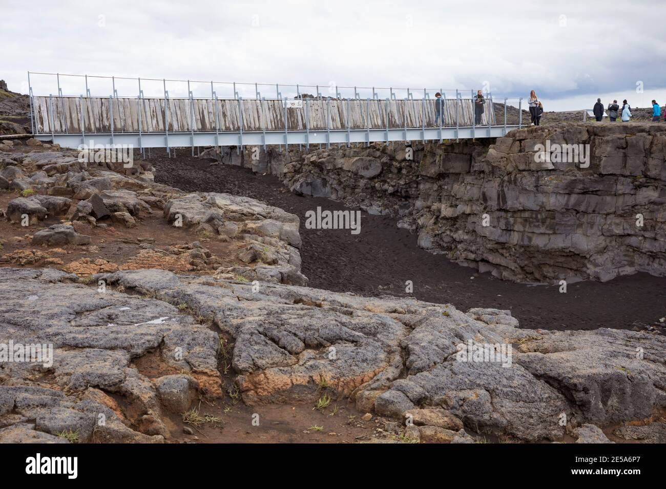 Valley Midlinda, Bru milli Heimsalfa, bridge over continents, rift valley between two tectonic plates, Iceland Stock Photo
