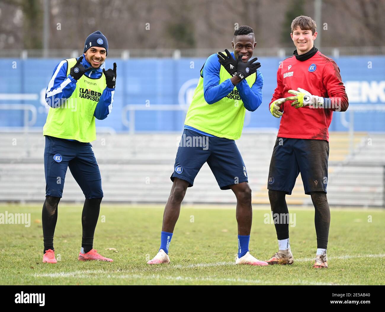 Karlsruhe Deutschland 26th Jan 2021 From Left Xavier Amaechi Ksc Babacar Gueye Ksc Goalwart Max Weiss Ksc U 17 Media Press Ges Football 2 Bundesliga Karlsruher Sc Training 01 26 2021 Football Soccer 2 Bundesliga Ksc Training