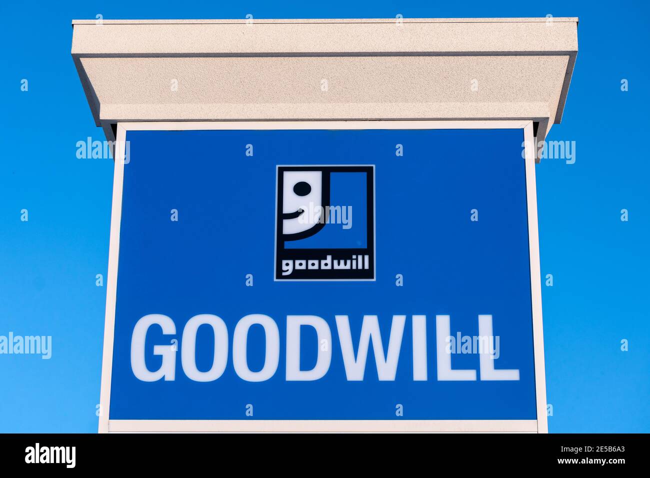 STILLWATER, MN, USA - JANUARY 2, 2021: Goodwill retail exterior sign and trademark logo. Stock Photo