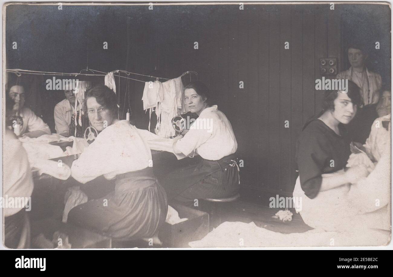 1910s Clothing High Resolution Stock Photography and Images - Alamy
