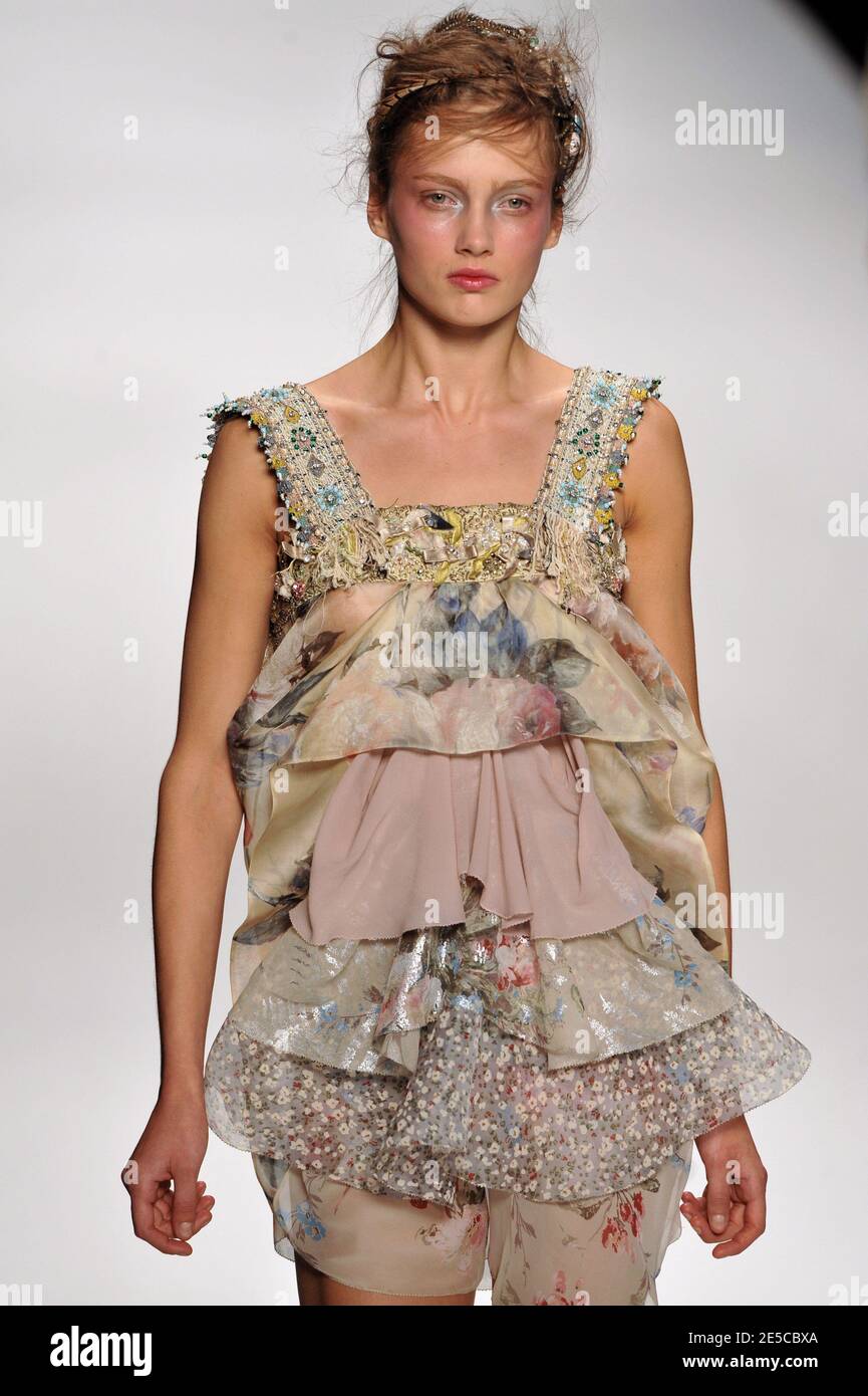 Kenzo fashion show clearance 2008
