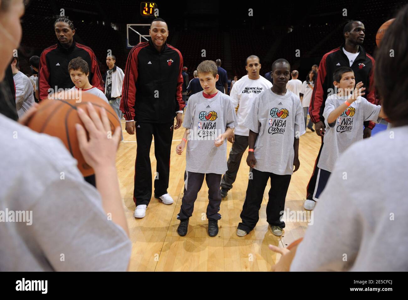 Shawn Marion of the Miami Heat works with participants of a NBA Cares ...