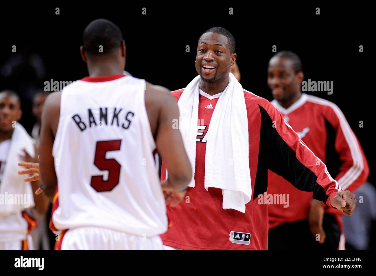 Marcus Banks and Dwyane Wade the Miami Heat during the NBA exhibition  Basketball match, New Jersey Nets vs Miami Heat at the Palais Omnisports de  Paris Bercy in Paris, FRance on October