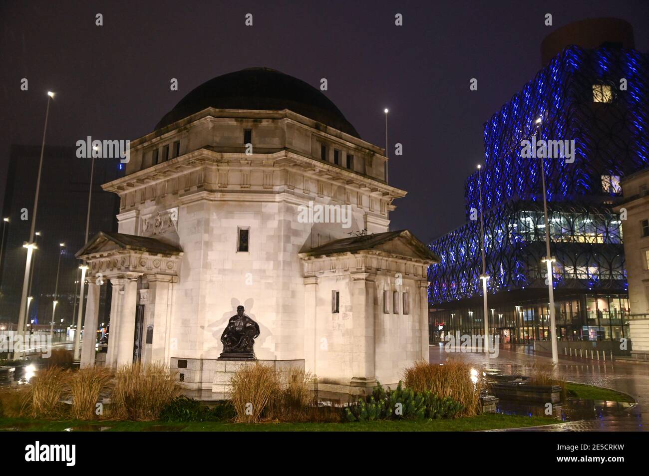 Birmingham, UK. 27th Jan, 2021. Buildings were lit up purple to mark the Holocaust Memorial Day this evening. The Library of Birmingham stands illuminated behind the Hall of Memory The buildings shone with purple lighting as they took part in 'Light The Darkness' Pic by Credit: Sam Holiday/Alamy Live News Stock Photo