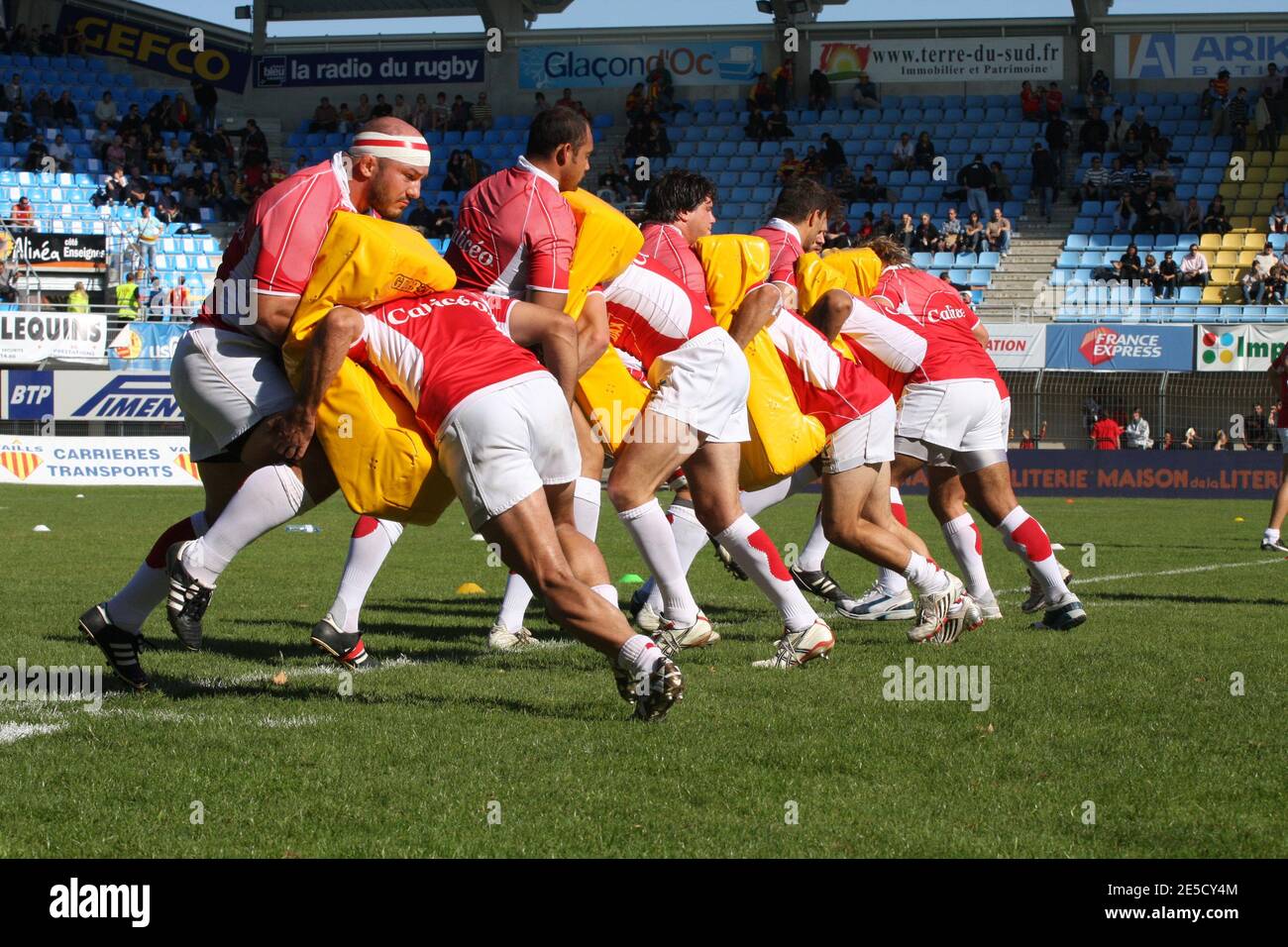 Dax's training illustration prior to the French Top 14 Rugby match, USAP  Perpignan vs Dax at the Aime Giral stadium in Perpignan, France on October  25, 2008. USAP won 17-6. Photo by