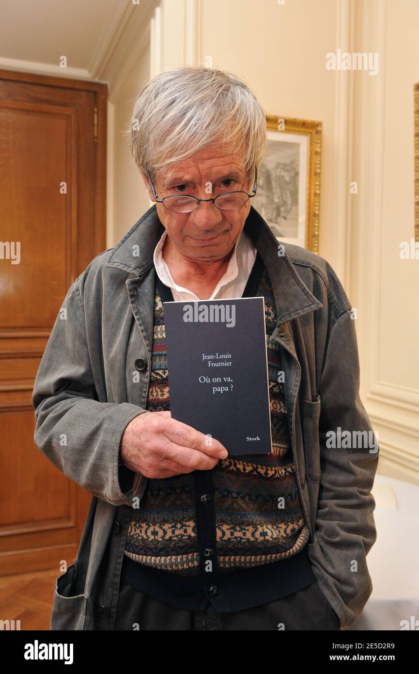 French Writer Jean-Louis Fournier won the 'Femina Prize ' during a ceremony  held at the Crillon hotel in Paris, France on November 3, 2008. Photo by  Mousse/ABACAPRESS.COM Stock Photo - Alamy