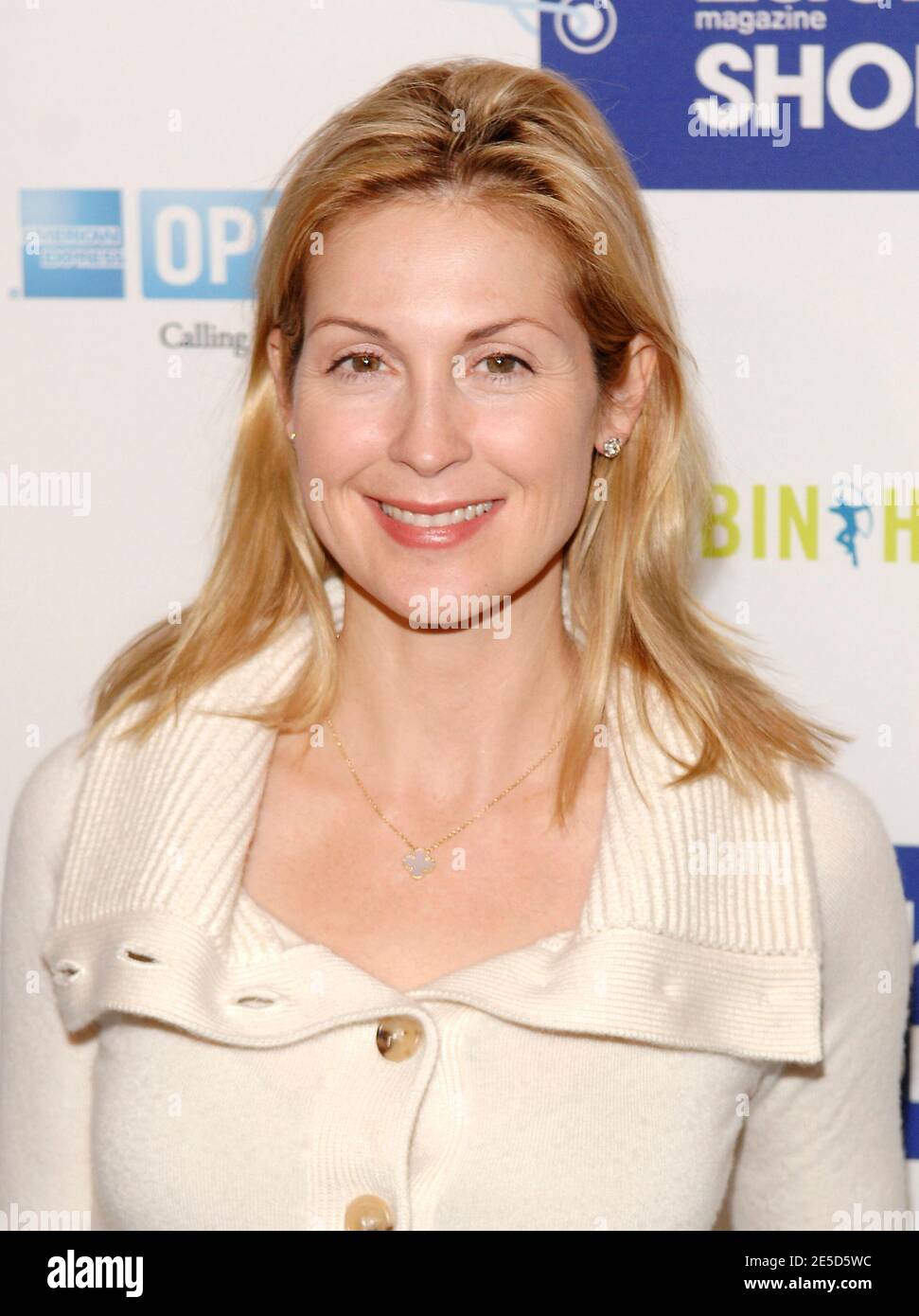 Actress Kelly Rutherford poses at the 5th Annual Lucky Shopping Event ...