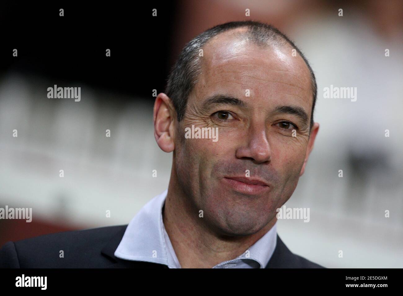 PSG's Coach Paul Le Guen during the French First League Soccer match ...