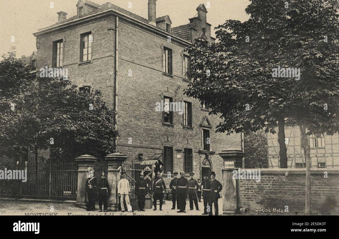 Metz Caserne - Ancienne Carte Postale Ou Document - Etat Bien