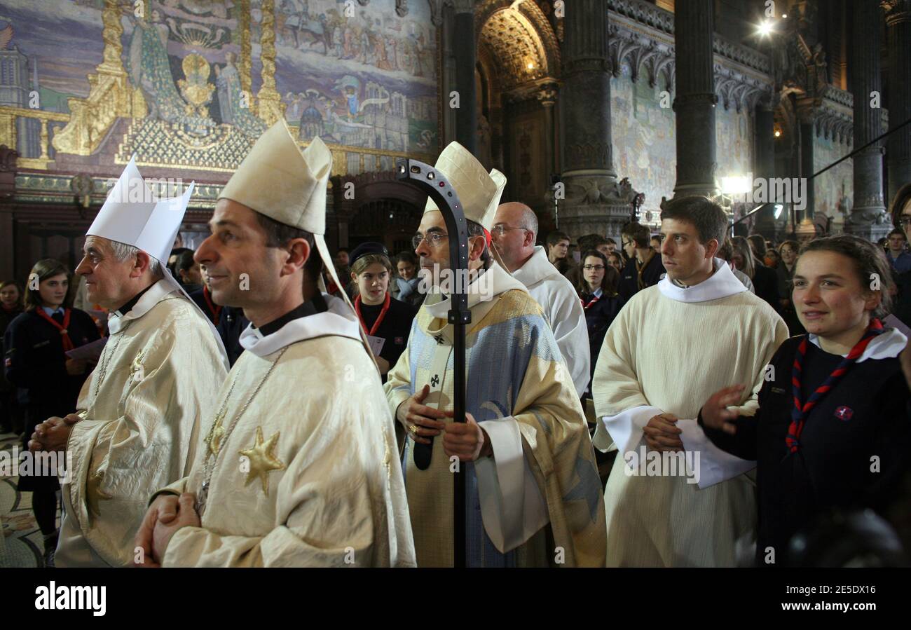 Procession at Notre-Dame of Fourviere basilica in Lyon, France, on December 8, 2008 as part of the 10th edition of the 'Fete des lumieres', the secular version of this religious tradition devoted to virgin Mary and dating back 150 years ago. Photo by Vincent Dargent/ABACAPRESS.COM Stock Photo