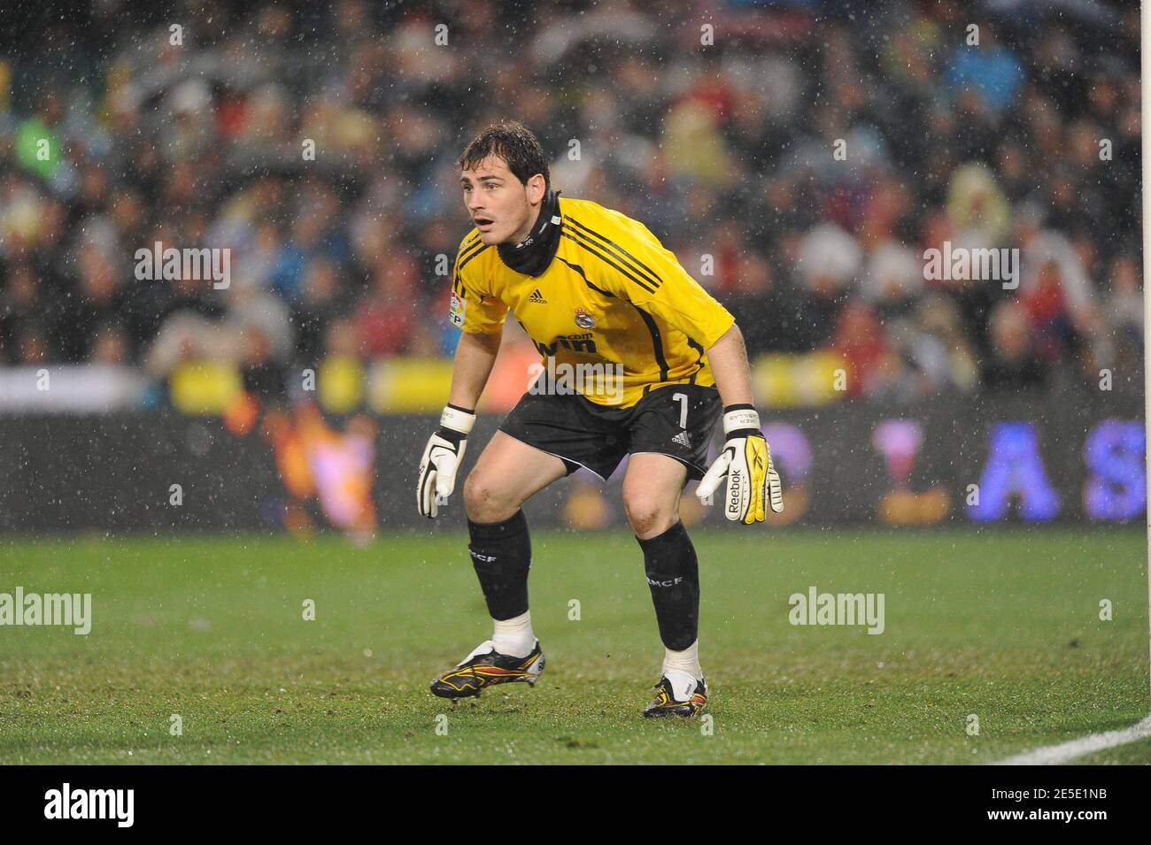 Real Madrid goalkeeper Iker Casillas during the Spanish First League Soccer match, FC Barcelona vs Real Madrid at at Nou Camp stadium in Barcelona, Spain on December 13, 2008. Barcelona won 2-0. Photo by Steeve McMay,Cameleon/ABACAPRESS.COM Stock Photo