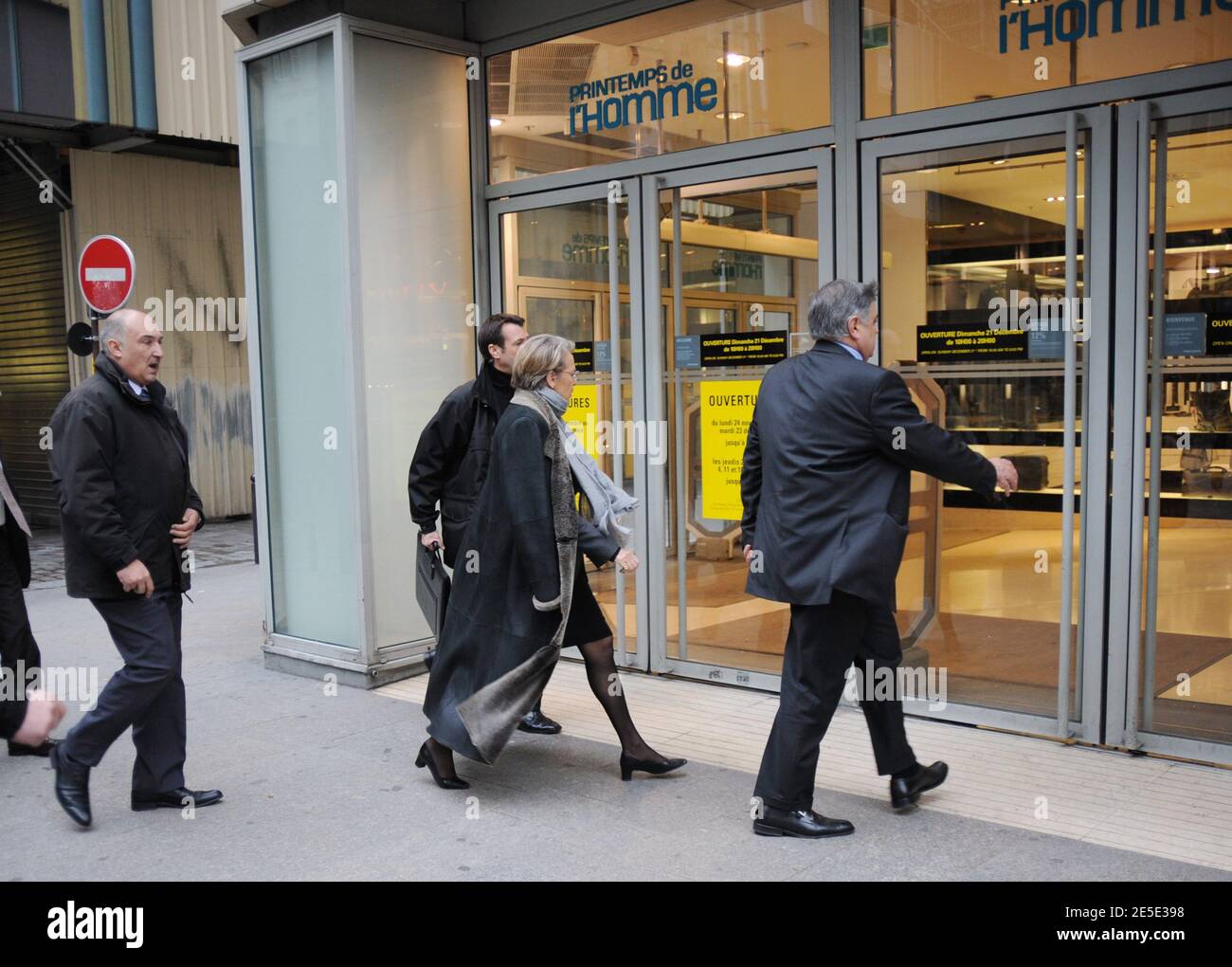 EXCLUSIVE - Minister of Interior Michele Alliot-Marie arriving at Printemps department store in Paris, France on December 16, 2008. Police neutralized explosives discovered in Printemps department store. Photo by ABACAPRESS.COM Stock Photo