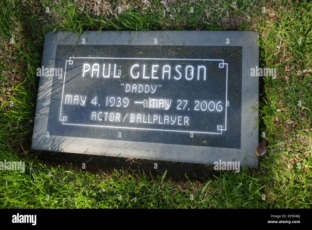 Los Angeles, California, USA 26th January 2021 A general view of atmosphere of actor Paul Gleason's grave at Pierce Brothers Westwood Village Memorial Park on January 26, 2021 in Los Angeles, California, USA. Photo by Barry King/Alamy Stock Photo Stock Photo