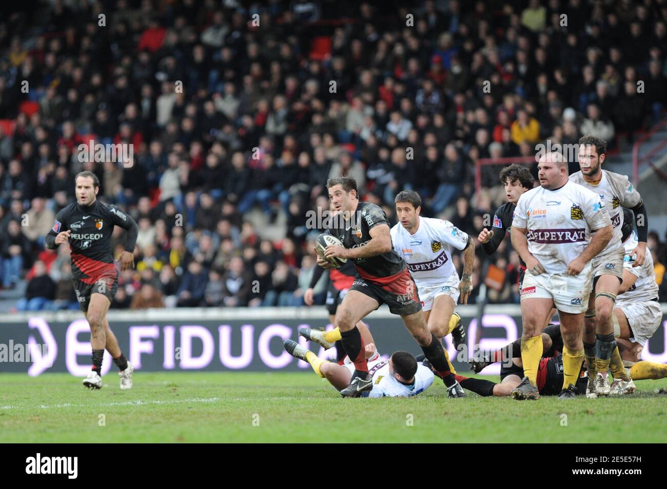 Stade Toulousain's Florian Fritz during the Rugby Top14 match Stade  Toulousain vs Mont-de-Marsan at the Ernest Wallon Stadium in Toulouse,  France on December 20, 2008. Toulouse won 27-6. Photo by Fred  Lancelot/Cameleon/ABACAPRESS.COM