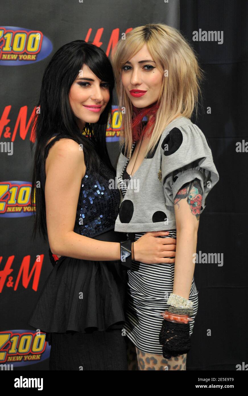 Lisa Origliasso L And Jessica Origliasso Of The Veronicas Pose In The Press Room During Z100 S Jingle Ball At Madison Square Garden In New York City Usa On December 12 08 Photo