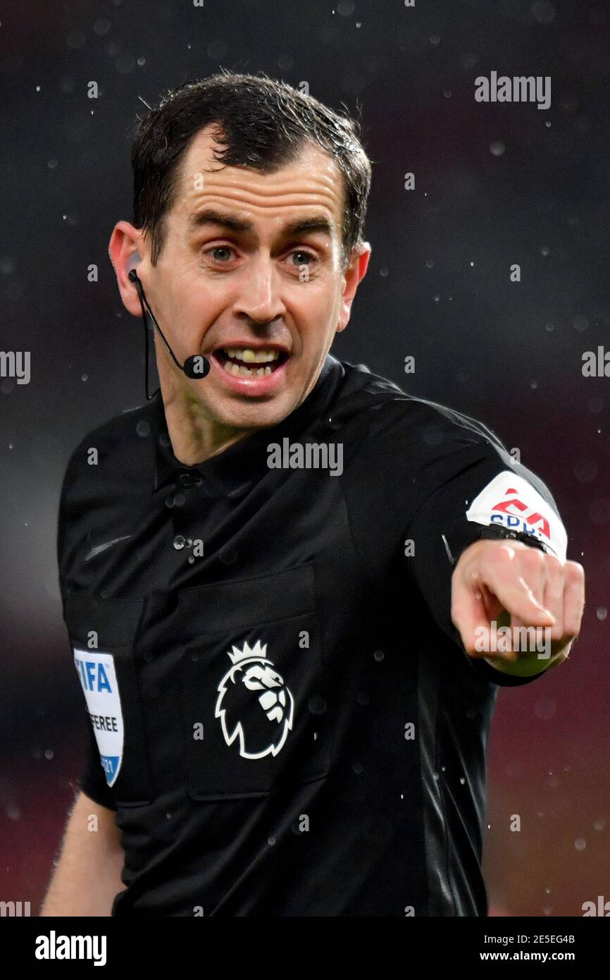 Referee peter hires stock photography and images Alamy