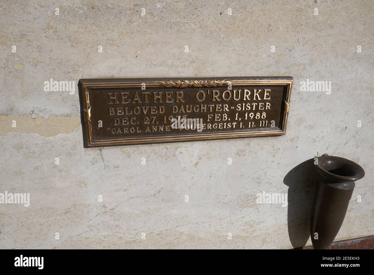 Los Angeles, California, USA 26th January 2021 A general view of atmosphere of actress Heather O'Rourke's grave at Pierce Brothers Westwood Village Memorial Park on January 26, 2021 in Los Angeles, California, USA. Photo by Barry King/Alamy Stock Photo Stock Photo