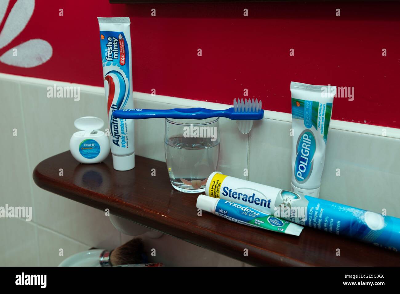 How To Use Denture Cleaner Tablets The Full Guide