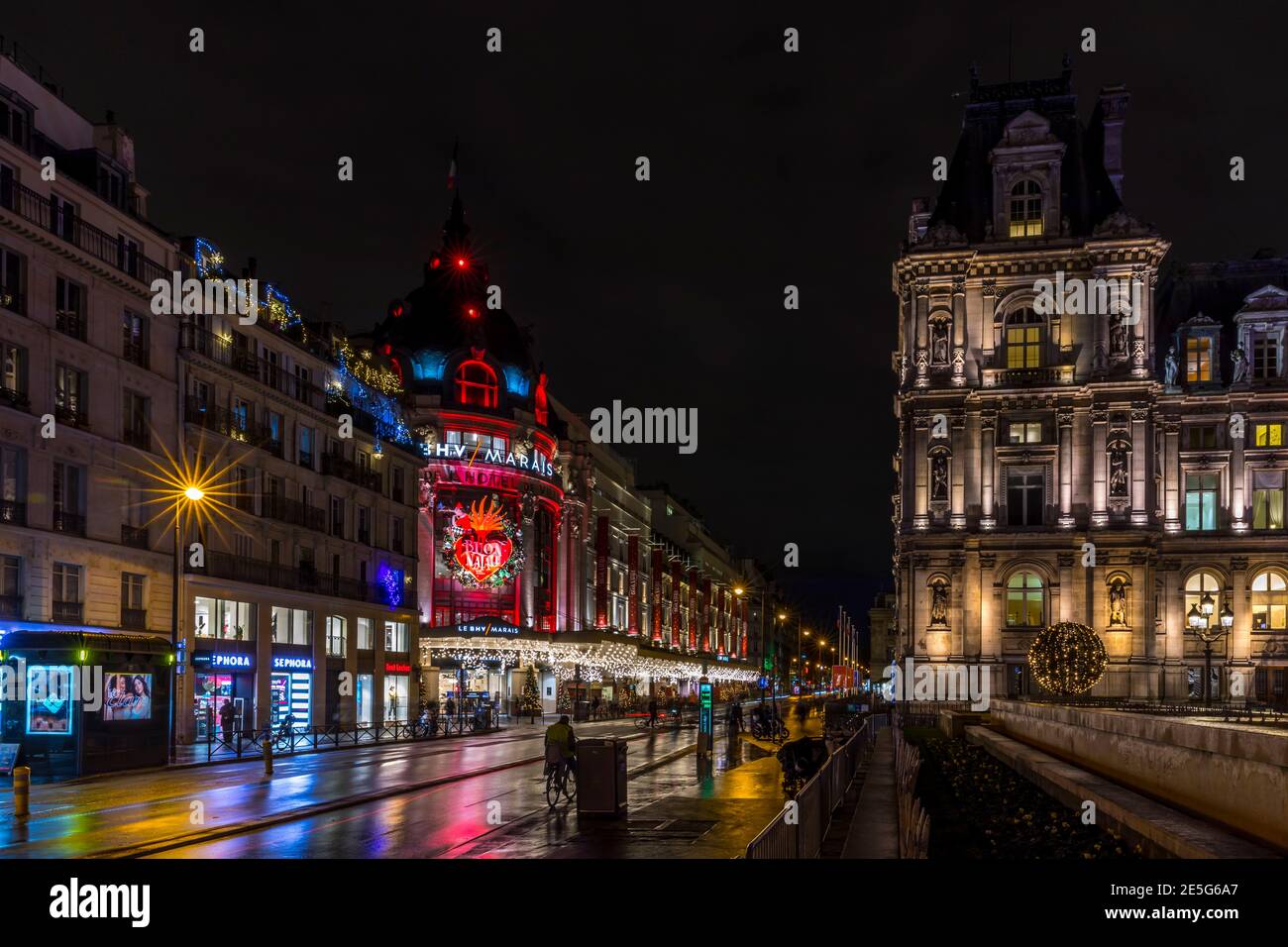 Marais Paris Shopping Street High Resolution Stock Photography and Images -  Alamy