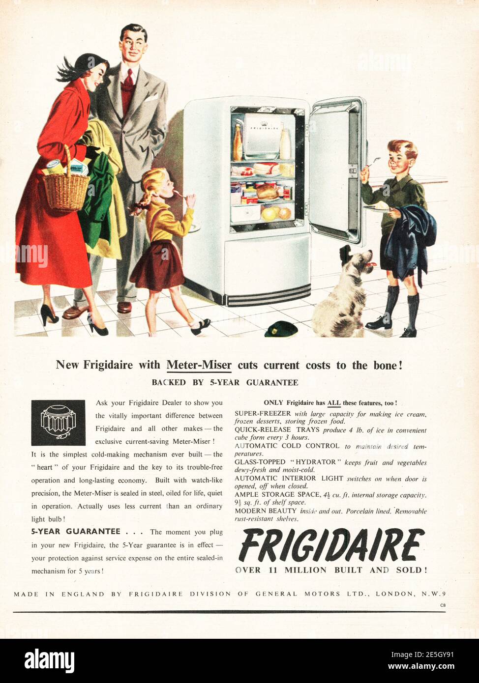 1950 UK Advert Frigidaire Fridge Freezer Stock Photo