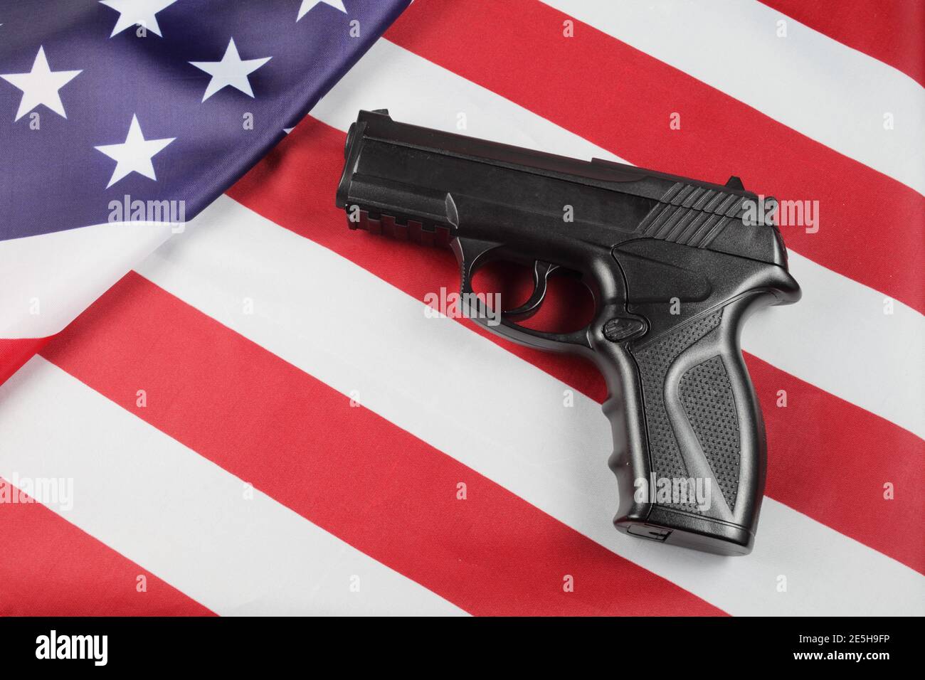 American flag on handgun hi-res stock photography and images - Alamy