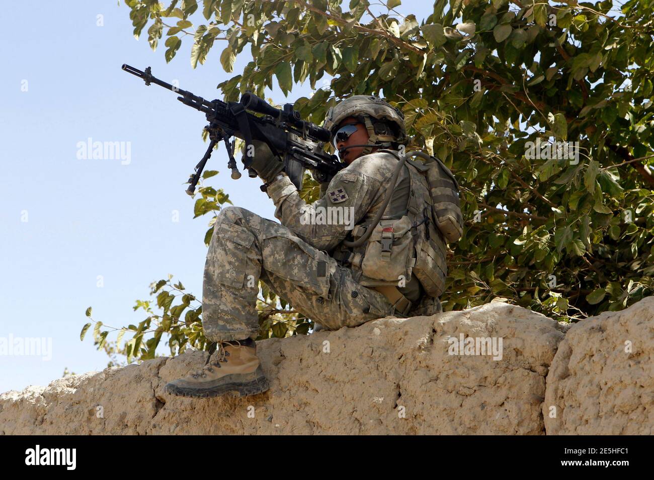 1 4 infantry battalion hi-res stock photography and images - Alamy