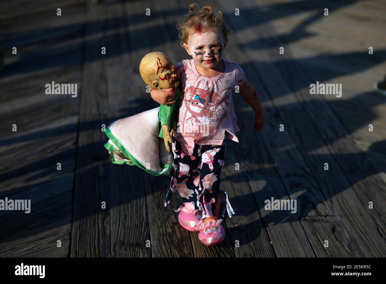 Guinness World Record Child High Resolution Stock Photography And Images Alamy