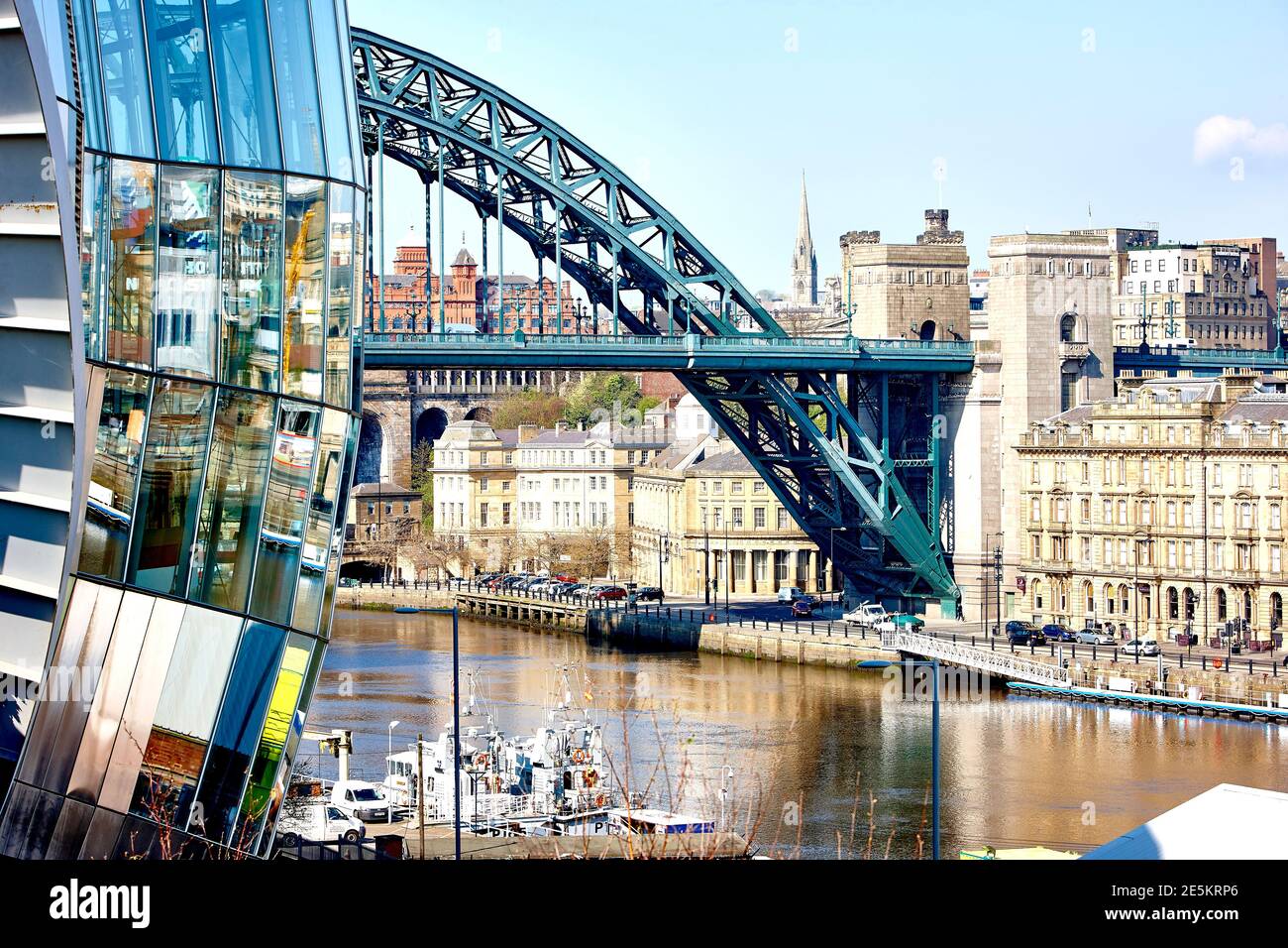The iconic Tyne Bridge and the Sage in Newcastle Upon Tyne, Tyneside, North East England, UK Stock Photo