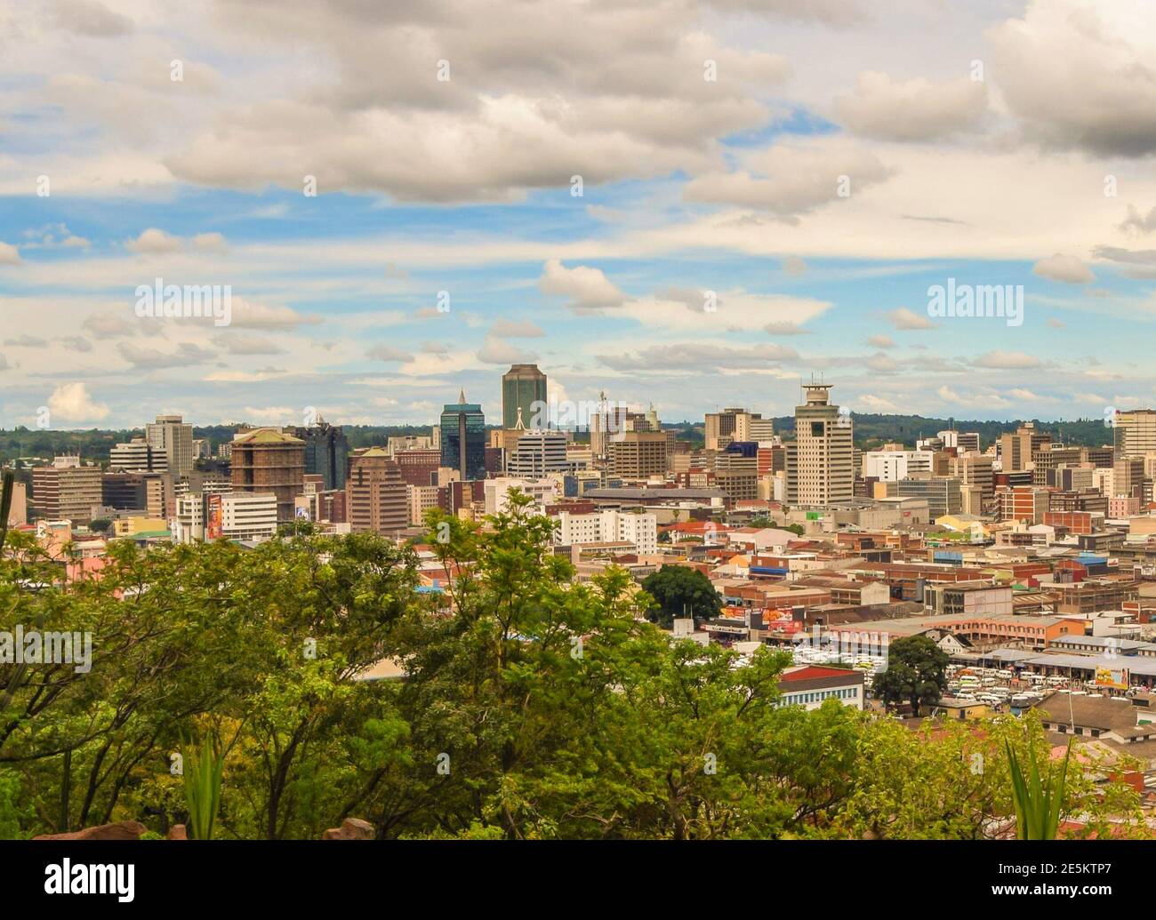 Harare, Zimbabwe. 22nd December 2018. Harare city centre panoramic daytime view. Credit: Vuk Valcic/Alamy Stock Photo