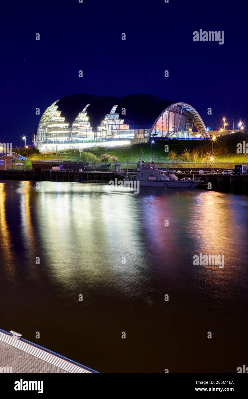The Sage at night in Gateshead & Newcastle Upon Tyne, Tyneside, North East England, UK Stock Photo