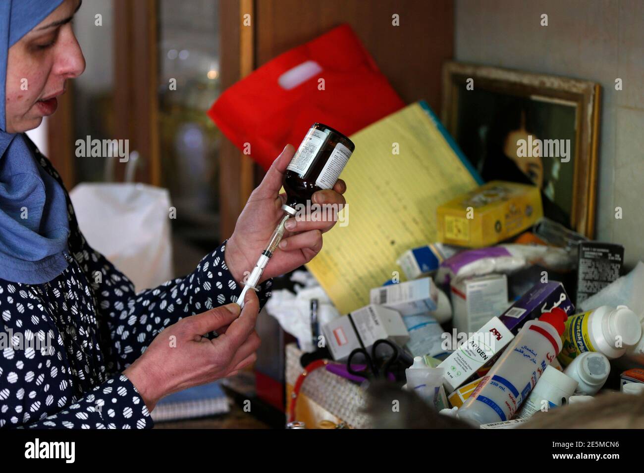 Witnessing animals hires stock photography and images Alamy