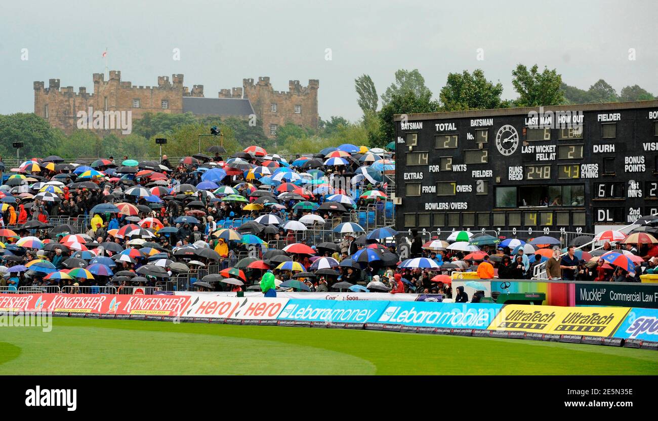 Chester le street cricket ground castle hires stock photography and images Alamy Chester le street cricket ground castle hires stock photography and images Alamy