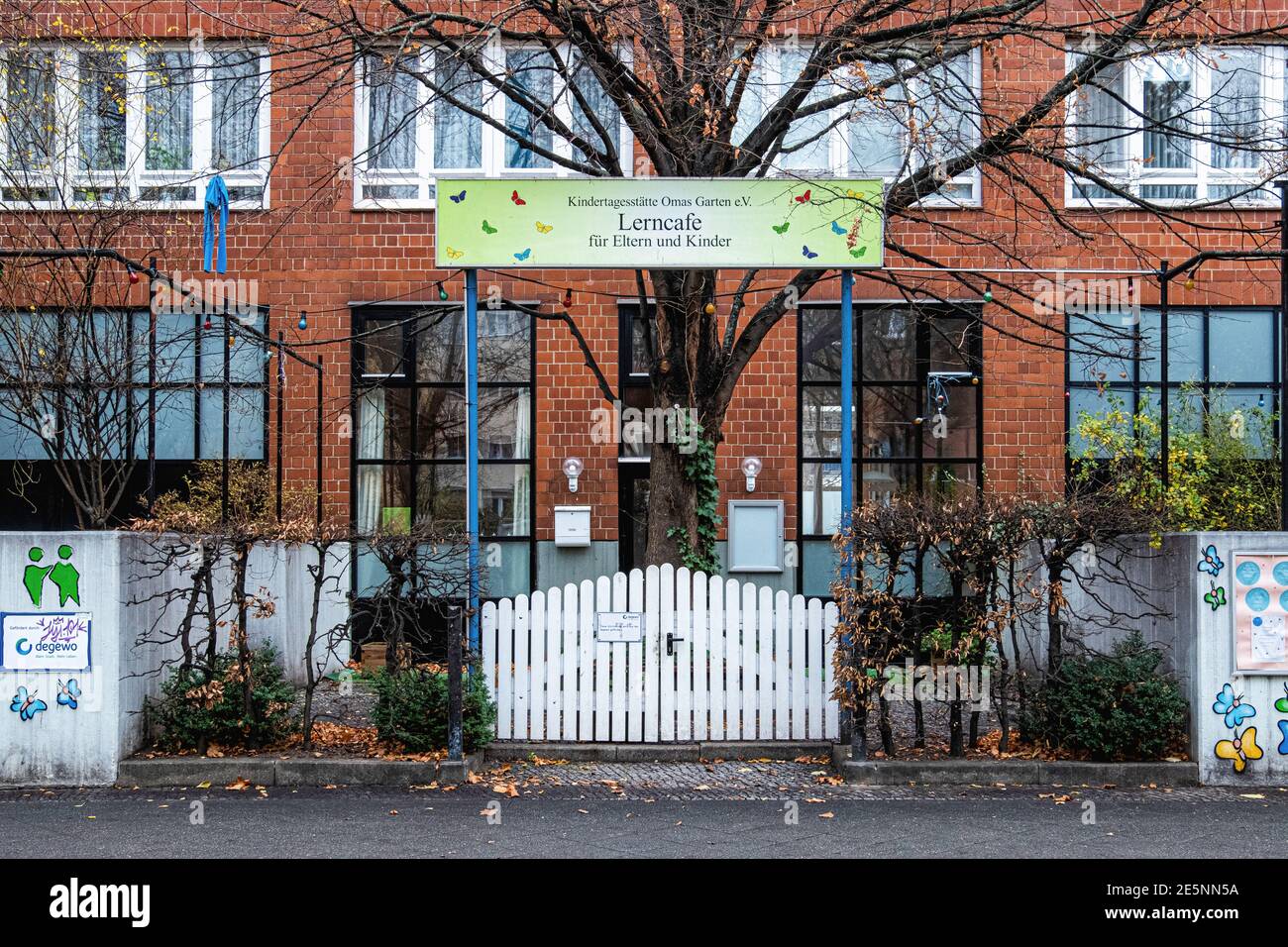 Omas garten hires stock photography and images Alamy