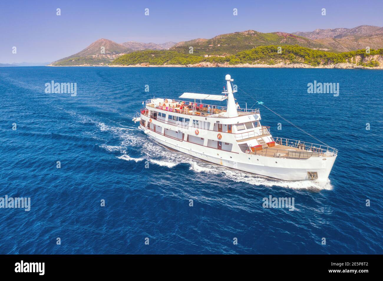 Aerial view of boats and yachts on tropical sea coast in summer Stock ...
