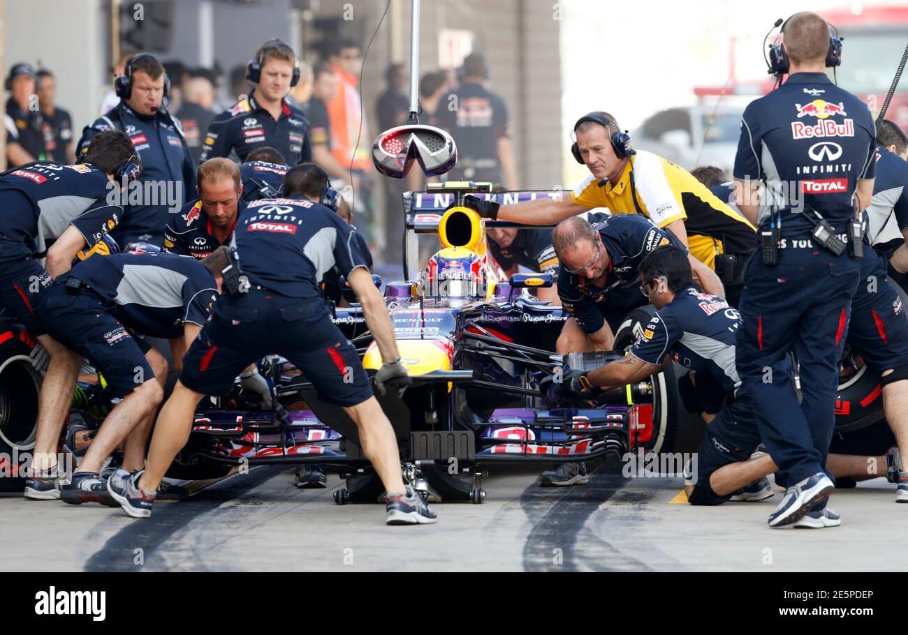 Pit Crew Red Bull Formula Hi Res Stock Photography And Images Alamy