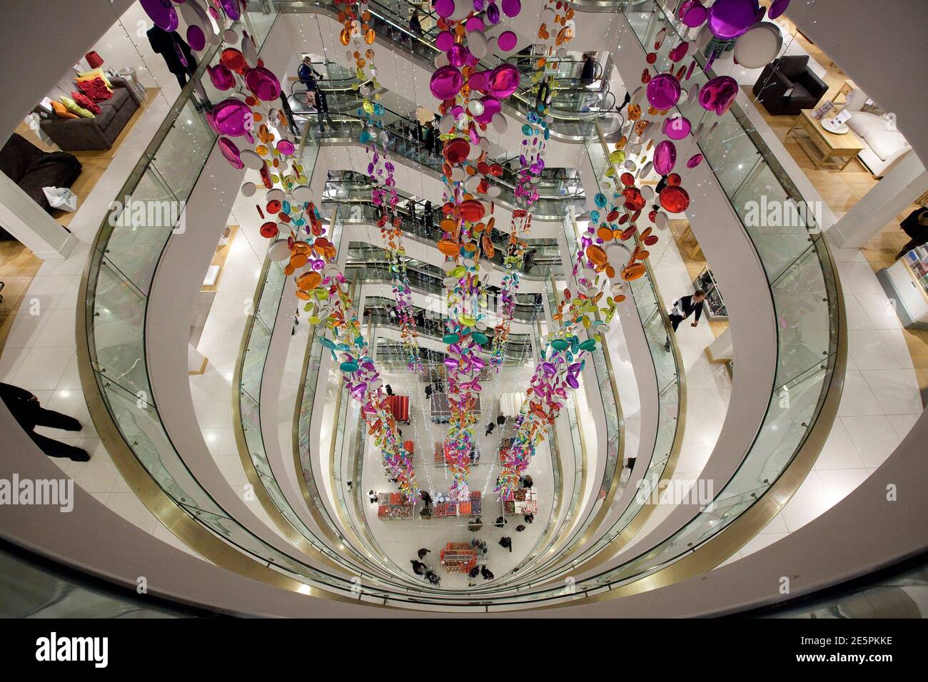 John lewis peter jones hires stock photography and images Alamy