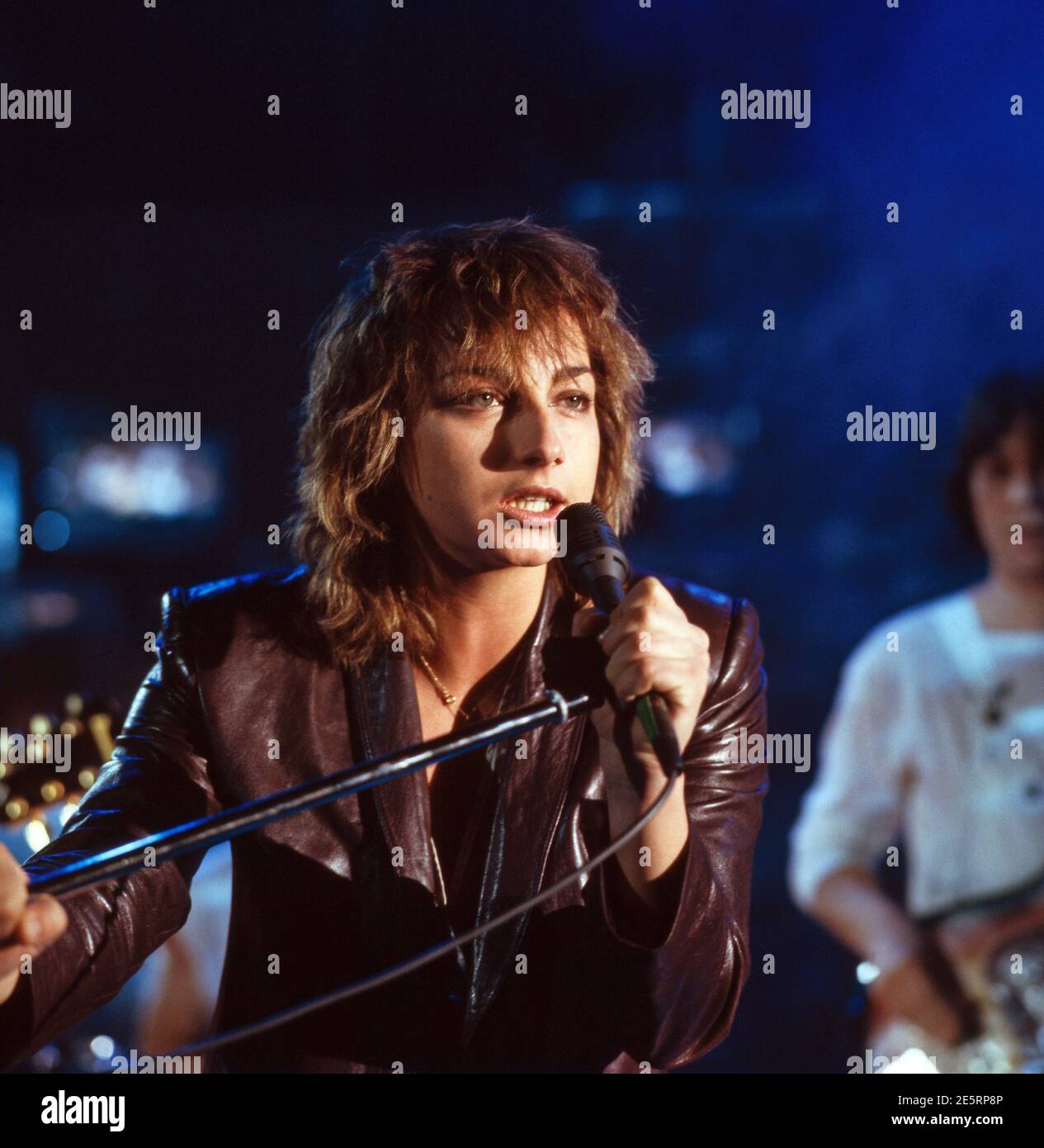 GIANNA NANNINI, italienische Rocksängerin, hier bei einem TV Auftritt, 1981. GIANNA NANNINI, Italian Rock singer and singer-songwriter, TV Show performance, 1979. Stock Photo