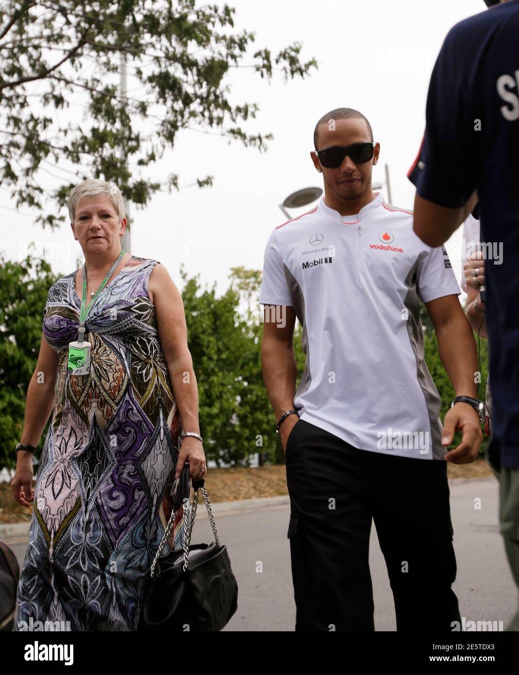 Mother lewis hamilton Lewis Hamilton