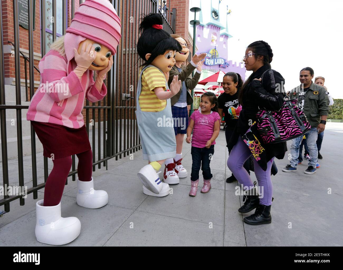 Despicable me movie hi-res stock photography and images - Alamy