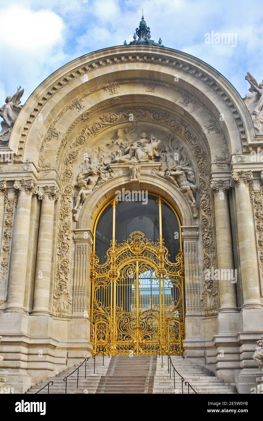 Petit Palais (City of Paris Museum of Fine Arts). Paris, France Stock Photo