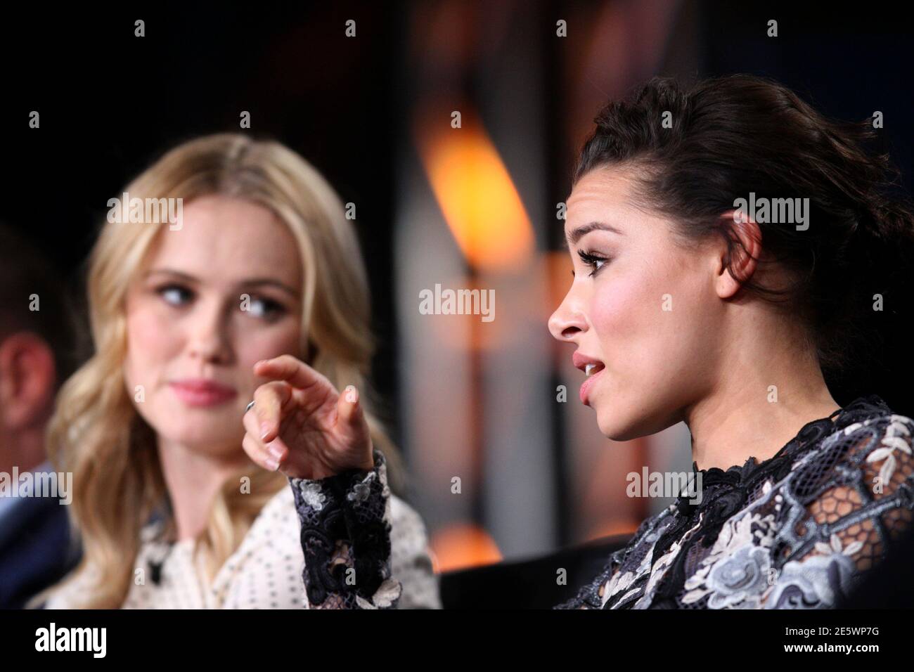 Jessica Parker Kennedy And Hannah New Hi Res Stock Photography And Images Alamy