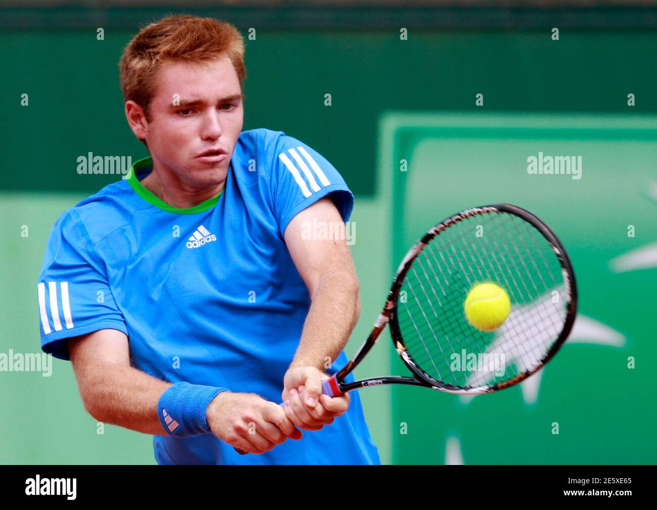 Bjorn Fratangelo Of The U S Returns The Ball To Dominic Thiem Of Austria During The Boys Junior S Final At The French Open Tennis Tournament At The Roland Garros Stadium In Paris June